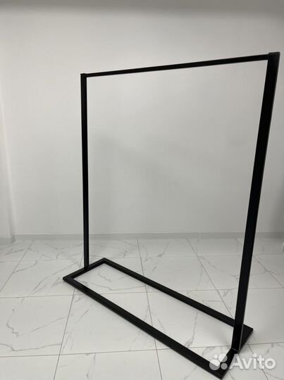 Рейл Вешалка для одежды напольная