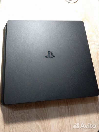 Sony PS4 slim