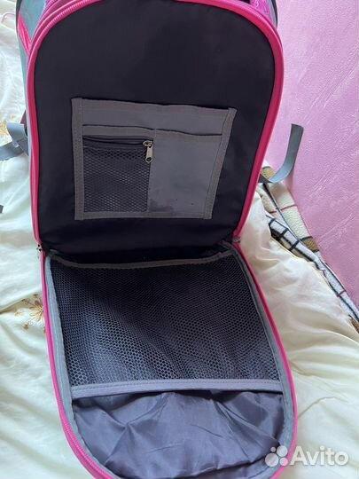 Продам рюкзак для девочки на школу