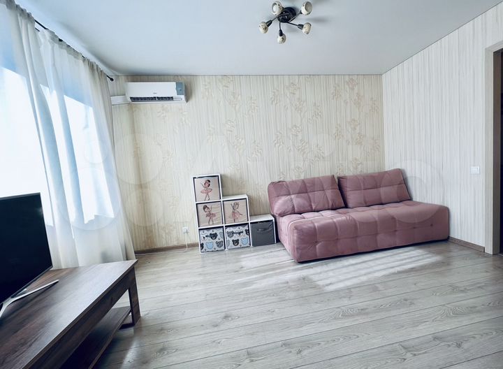 2-к. квартира, 51 м², 7/10 эт.