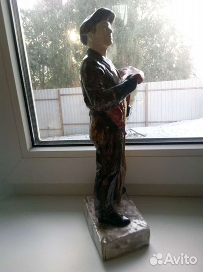 Статуэтка агитация Рабочий