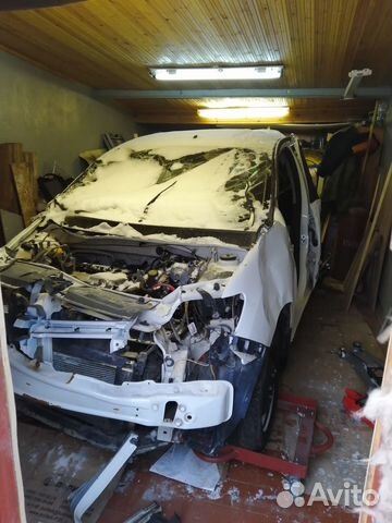 Кузов на Рено Логан 2