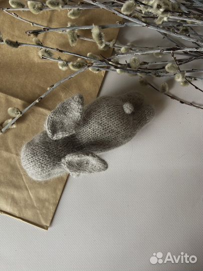 Спящий зайка кролик реалистичная игрушка