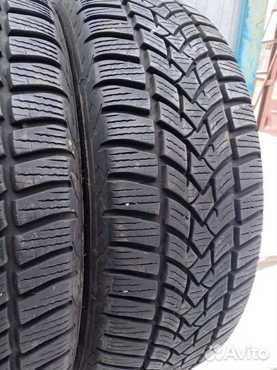 Esa-Tecar Super Grip 9 HP 195/55 R16