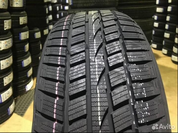 Windforce Snowblazer UHP 205/50 R17 93V