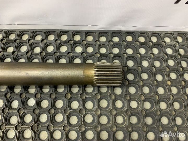 Полуось заднего моста без блокировки