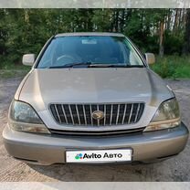 Toyota Harrier 2.2 AT, 2000, 424 000 км, с пробегом, цена 650 000 руб.