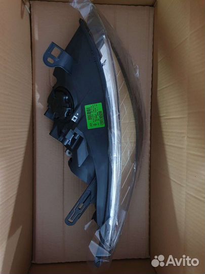 Фара правая Renault Fluence (линза, чёрная)