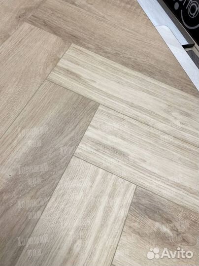 Кварцвиниловая плитка,кварцевый ламинат