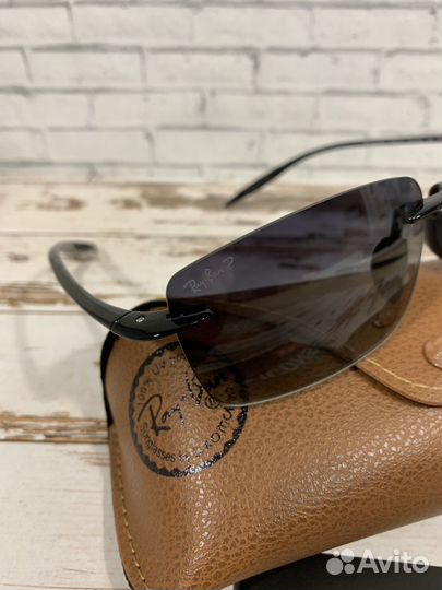 Солнцезащитные очки Ray Ban