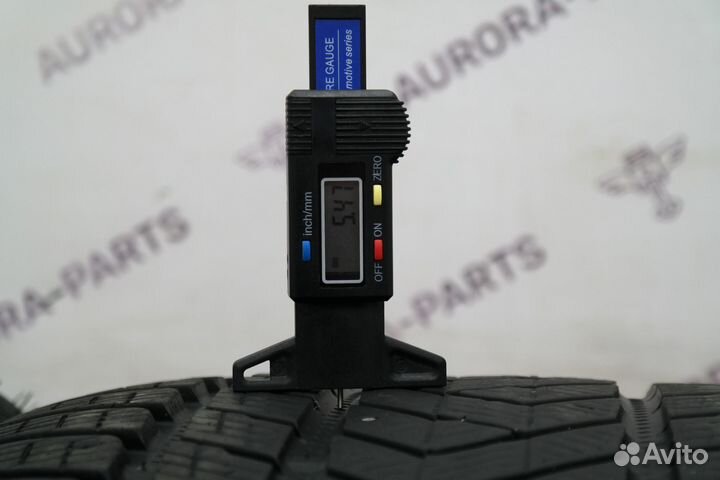 Pirelli Scorpion Winter 285/35 R22 и 315/30 R22 107V