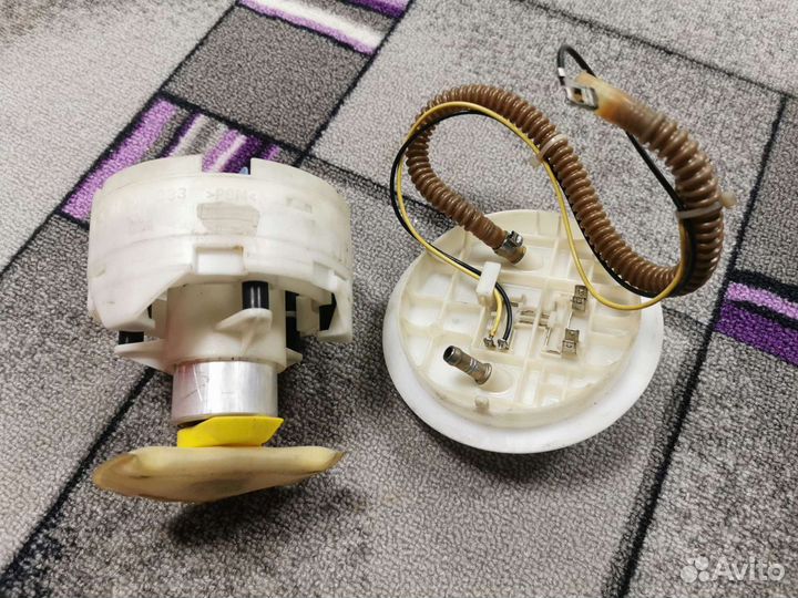 Audi a6 c5 Топливный насос. 2 шт