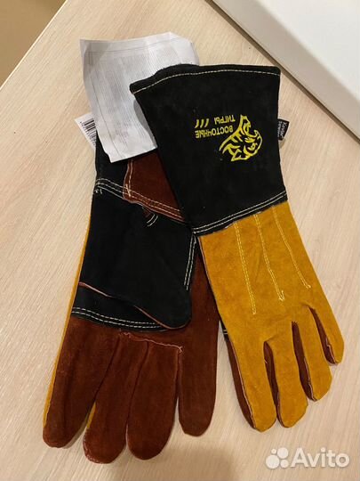 Перчатки спилковые новые (краги)