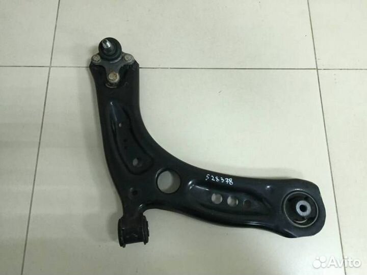 Рычаг передний правый Skoda Octavia A7 2013