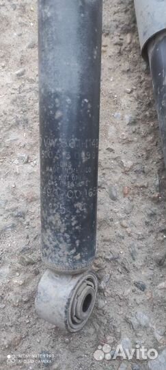 Задние стойки на volkswagen jetta 2015 г в