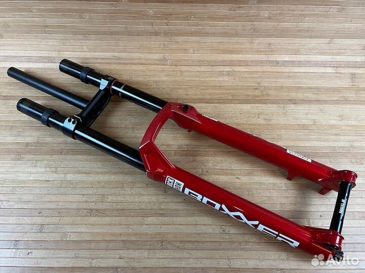 Вилка RockShox Boxxer Ultimate 38mm