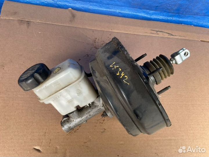 Главный тормозной цилиндр Hyundai Sonata NF 2.4L