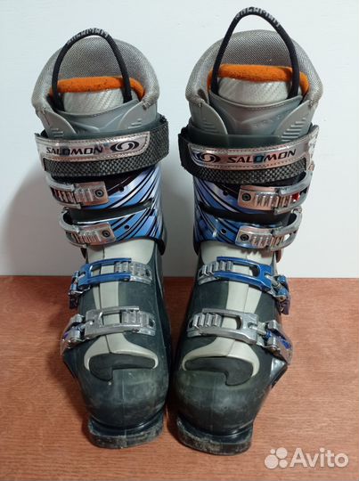 Горнолыжные ботинки