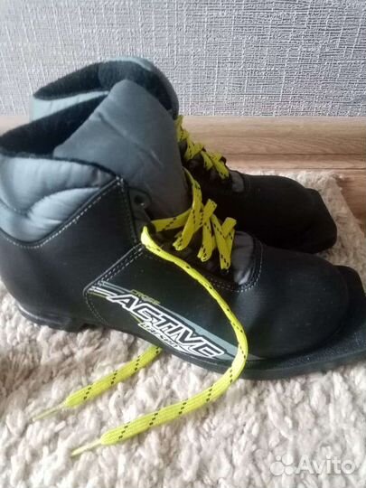 Беговые лыжи