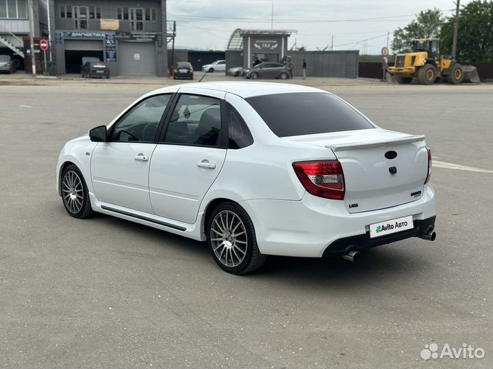 LADA Granta 1.6 МТ, 2015, 150 000 км