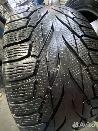 Nokian Tyres Hakkapeliitta R2 SUV 265/50 R20 111R