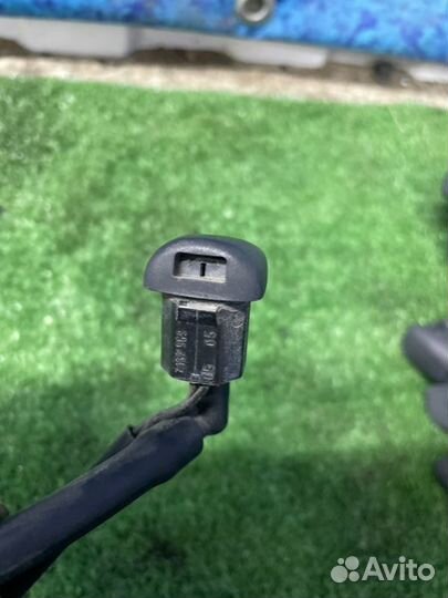 Форсунка стеклоомывателя Bmw 5 E60 N52B25 2006