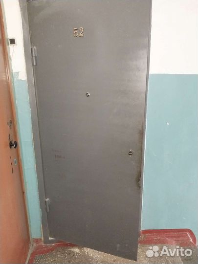 Металлическая дверь бу