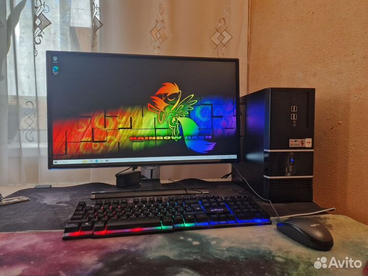 Компактный Пк на Core i3 +SSD