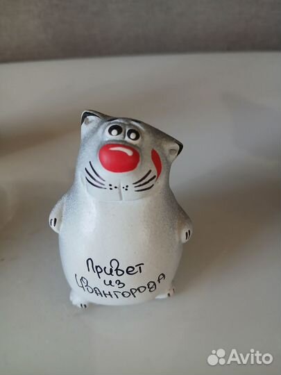 Фарфоровые статуэтки