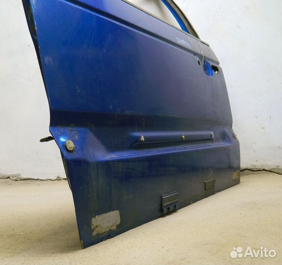 Дверь передняя левая VW Passat B3