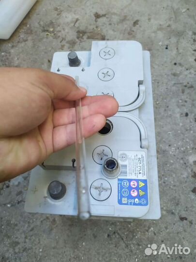 Трубка для замера уровня электролита