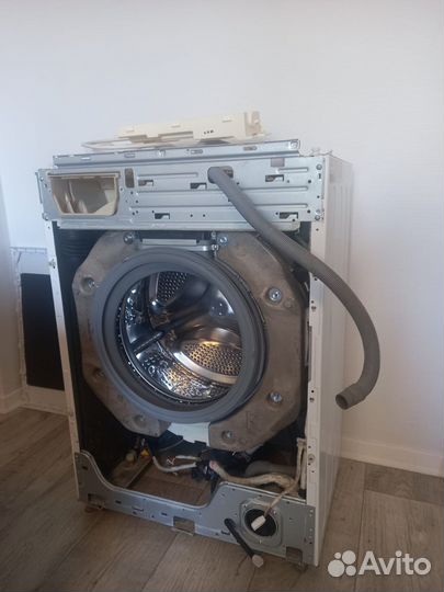 Стиральная машина с сушкой LG F2J6HG0W на запчасти