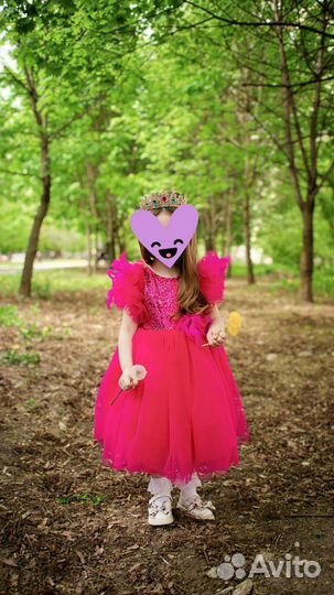 Нарядное платье