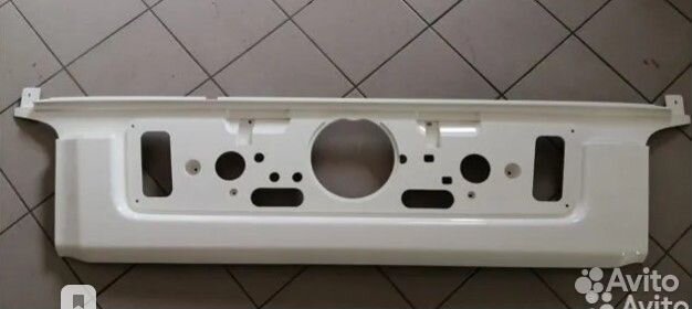 Капот камаз 5490 облицовочная нижняя белая