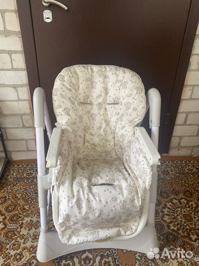 Детский стульчик для кормления