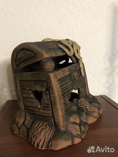 Сундук-грот для аквариума