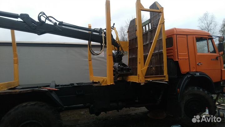 КамАЗ 43118-10 с КМУ, 2011