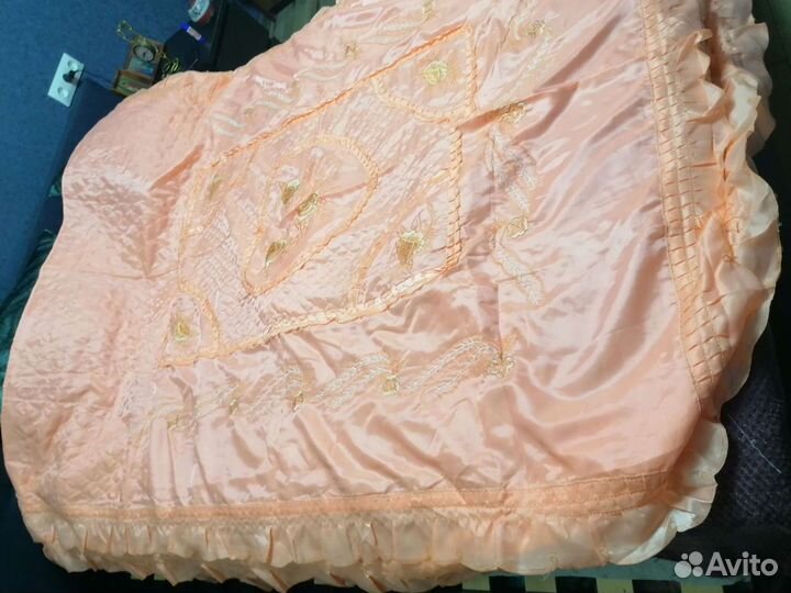 Покрывало на 2 х спальную кровать новое