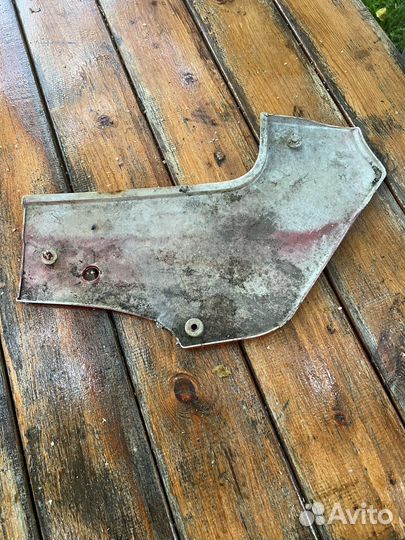 Пластик боковой Kawasaki gpz 400