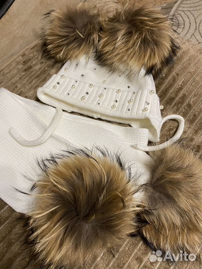 Шапка с натуральным помпоном