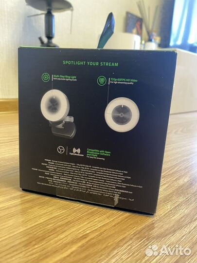 Вебкамера razer kiyo