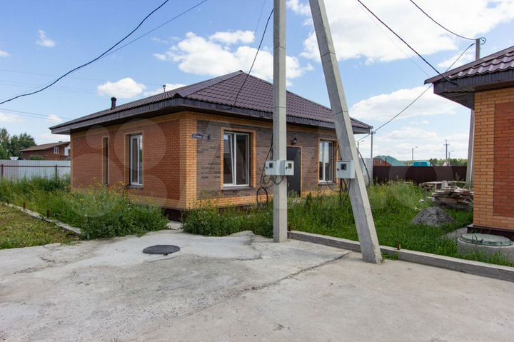 Коттедж 84 м² на участке 4 сот.