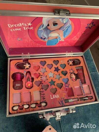 Набор для макияжа moriki doriki Lana в кейсе