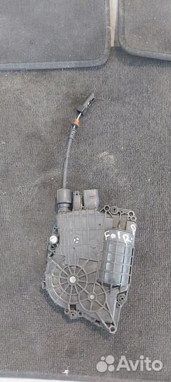 Доводчик двери BMW f10 передний левый