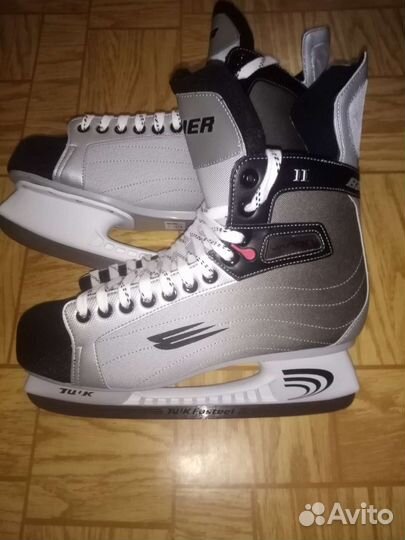 Хоккейные коньки bauer