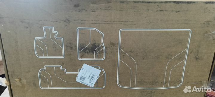 Оригинальные ворсовые коврики салона Lixiang 7