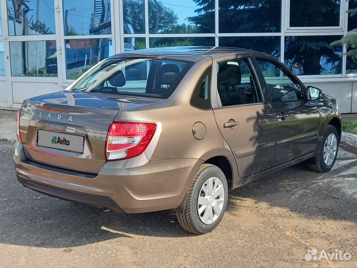 LADA Granta 1.6 МТ, 2022