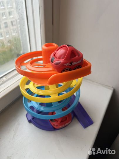 Игрушечная парковка