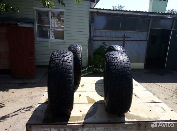 Roadstone Classe Premiere 195/60 R15