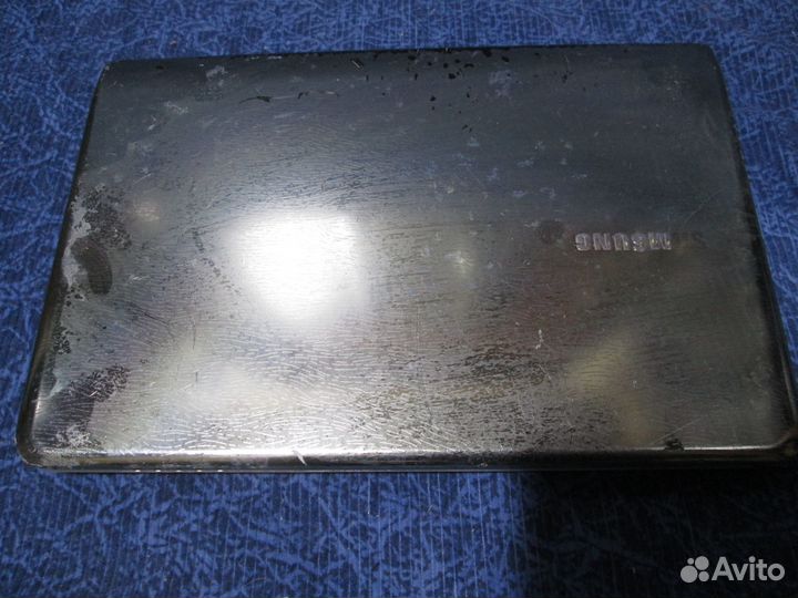 Нетбук Samsung NP-NC210